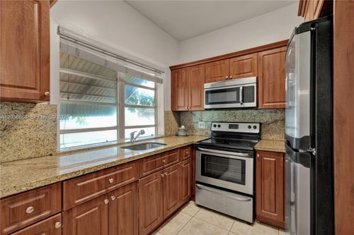 2-2145 Sw 7th St, Miami, FL, 33135-3313 | Card Image