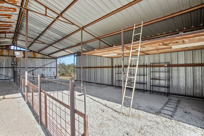 9475 N Us Highway 377, House other with 3 bedrooms, 2 bathrooms and 5 parking in Junction TX | Image 36