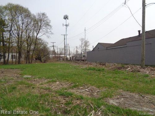 11638 Saint Louis St, Hamtramck, MI, 48212-2551 | Card Image