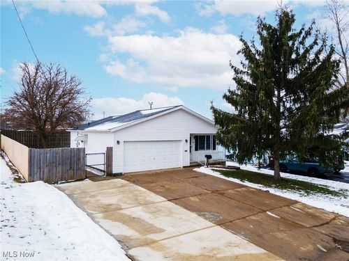 1891 Cleveland St, Salem, OH, 44460-2417 | Card Image