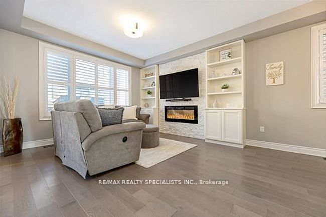 882 Magnolia Terr, House other with 4 bedrooms, 3 bathrooms and 2 parking in Milton ON | Image 14