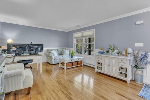 7 Karen Ct, Wading River, NY, 11792-1962 | Card Image