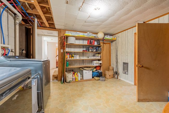 27 Glenn Pine Ln, House other with 3 bedrooms, 3 bathrooms and null parking in Fancy Gap VA | Image 37