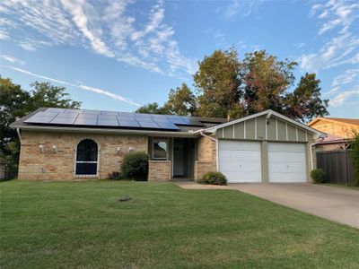 2406 Parkside Drive, House other with 3 bedrooms, 2 bathrooms and null parking in Grand Prairie TX | Image 1