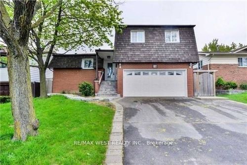upper-18 Linkdale Rd, Brampton, ON, L6V2Y4 | Card Image