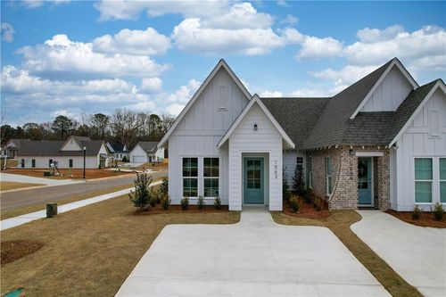 1063 Forestdale Ct, OPELIKA, AL, 36801 | Card Image