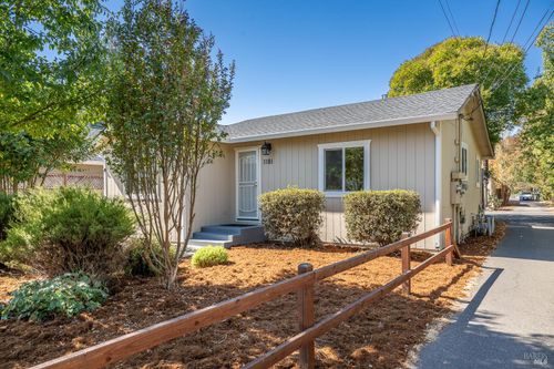 1181 Clover Dr, Santa Rosa, CA, 95401-4509 | Card Image