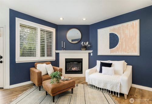 k103-13000 Admiralty Way, Everett, WA, 98204-6273 | Card Image