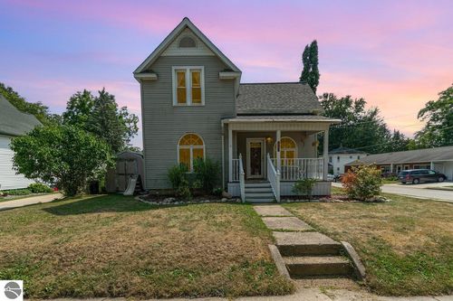 217 W End St, Alma, MI, 48801-1120 | Card Image