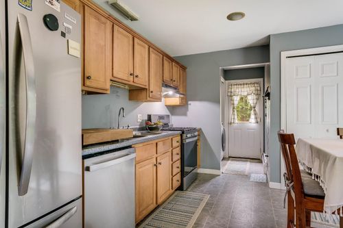 49 Amos Fortune Rd, Jaffrey, NH, 03452-5500 | Card Image