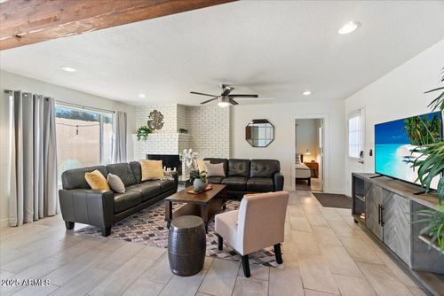 8209 E Heatherbrae Ave, Scottsdale, AZ, 85251-2714 | Card Image