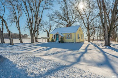 403 E Mason St, Easton, IL, 62633-7005 | Card Image