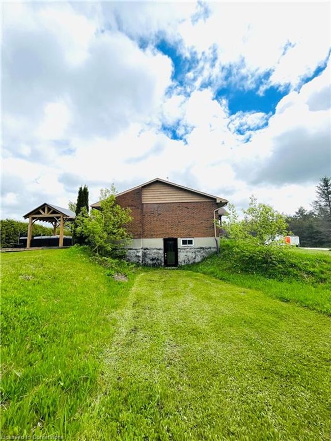 580330 Sideroad 60, House other with 4 bedrooms, 2 bathrooms and 14 parking in Berkeley ON | Image 35
