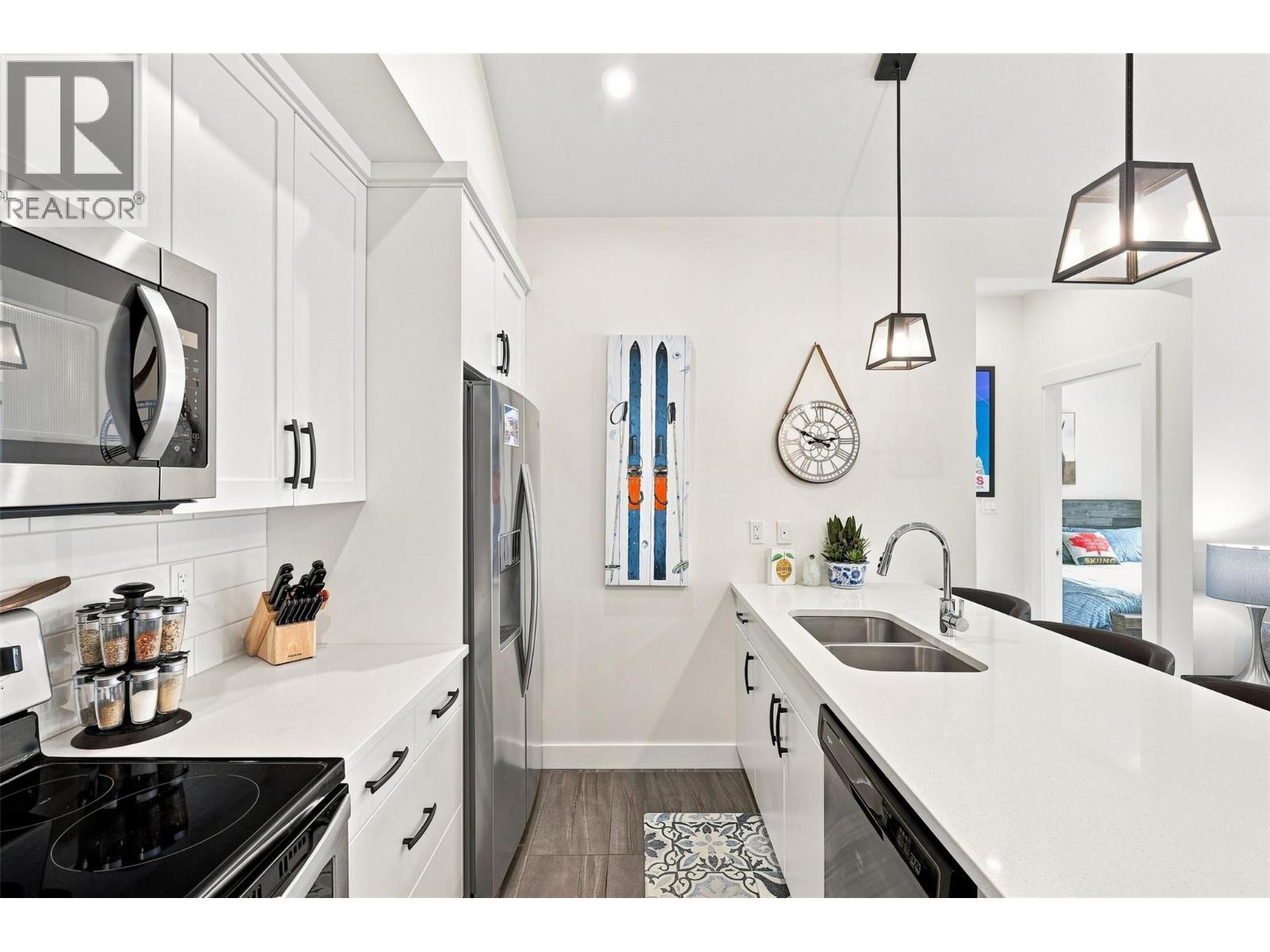 Residential in Sun Peaks 3