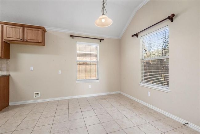 Breakfast Room off the kitchen | Image 13