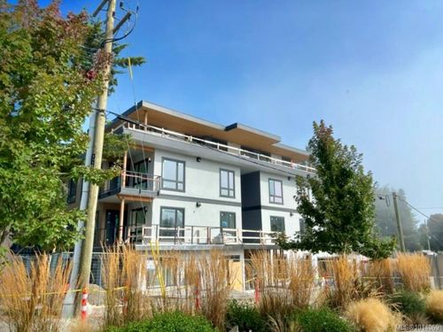 103-986 Doumac Ave, Victoria, BC, V8Y1M4 | Card Image