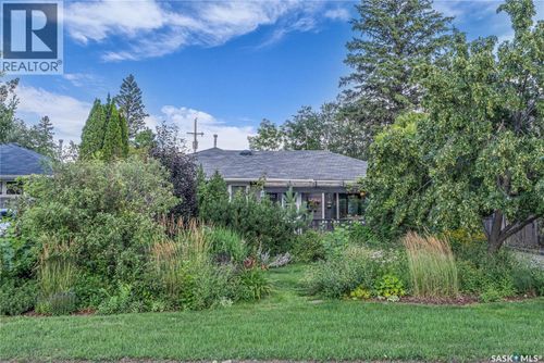 2003 Mckinnon Ave S, Saskatoon, SK, S7J1N1 | Card Image