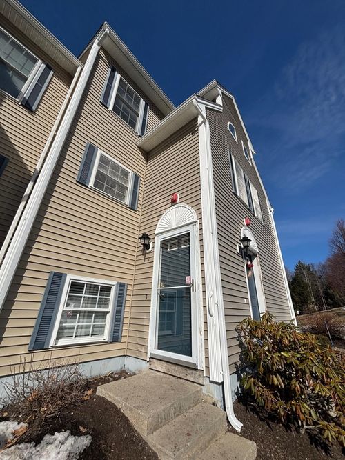 4-34 Shane Way, Laconia, NH, 03246 | Card Image