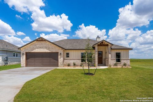 720 N Dickson St, Poth, TX, 78147 | Card Image
