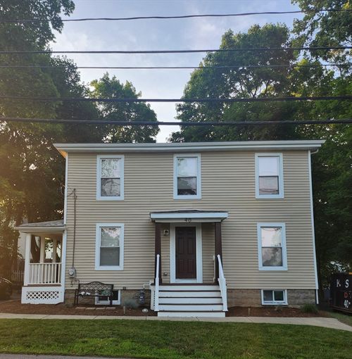 40 Wilmarth St, Attleboro, MA, 02703-5230 | Card Image