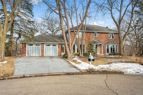 12050 48th Ave N, Plymouth, MN, 55442-2138 | Card Image