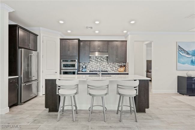 6767 Pennyroyal Dr, House other with 3 bedrooms, 2 bathrooms and null parking in NAPLES FL | Image 11