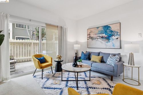 71 Lakeshore Ct, Richmond, CA, 94804-4596 | Card Image