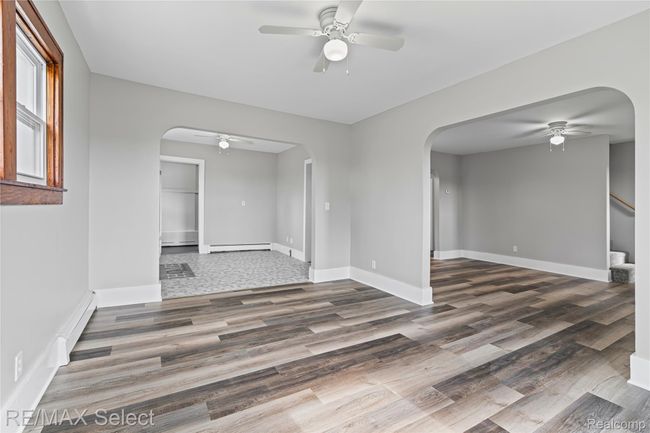 3933 East St 21.jpg | Image 20