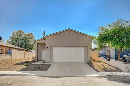 1329 Price St, Henderson, NV, 89011-4319 | Card Image