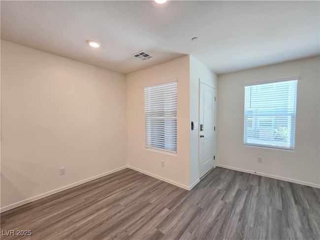 9459 Calm Stream Ave, Townhouse with 3 bedrooms, 3 bathrooms and null parking in Las Vegas NV | Image 5