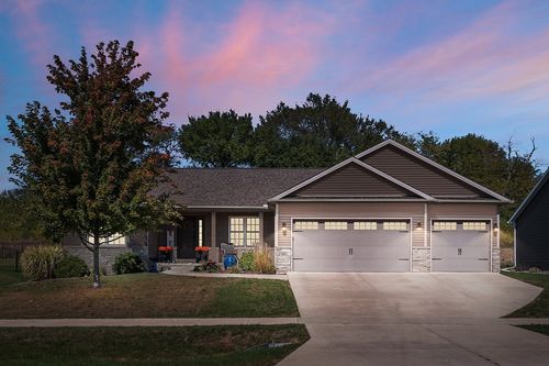 406 Raef Rd, Downs, IL, 61736-2008 | Card Image
