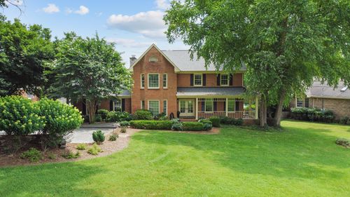 1561 Oxford Ct, Gallatin, TN, 37066-5718 | Card Image