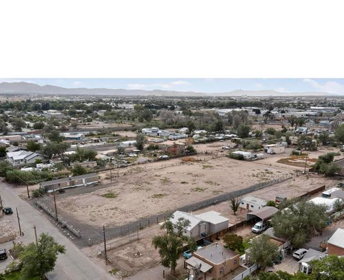 152 Willow Rd Nw, Albuquerque, NM, 87107-6051 | Card Image