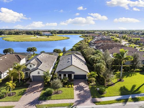 2787 Aviamar Cir, NAPLES, FL, 34114-9757 | Card Image