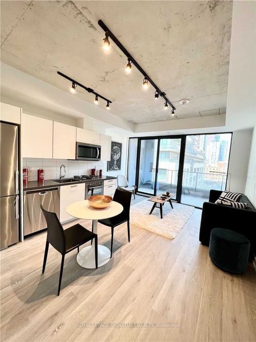 811-55 Ontario St, Toronto, ON, M5A0T8 | Card Image
