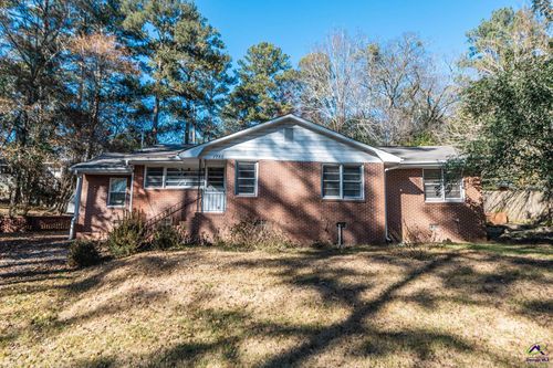 1755 Waverland Cir, Macon, GA, 31211-1115 | Card Image