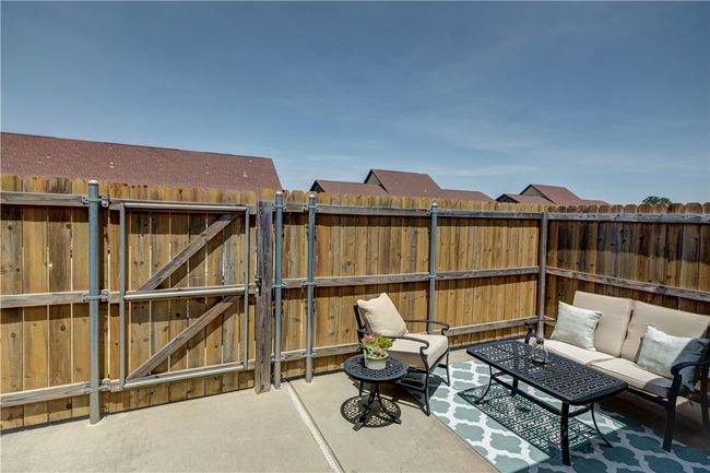 3515 General Pkwy, Townhouse with 4 bedrooms, 4 bathrooms and null parking in College Station TX | Image 23