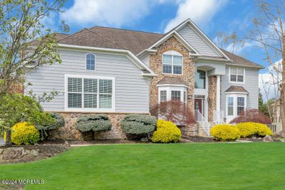 1855 Charlton Circle, House other with 6 bedrooms, 3 bathrooms and null parking in Toms River NJ | Image 3