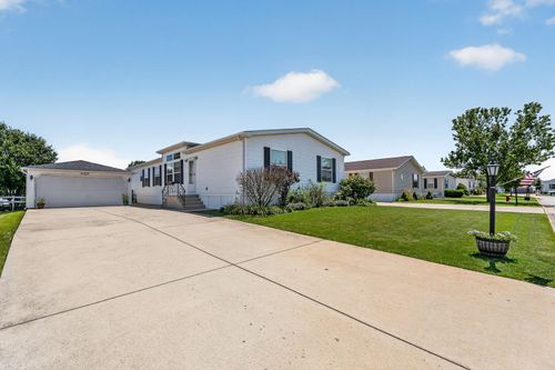 23025 S Cog Hill Dr, Frankfort, IL, 60423-7938 | Card Image