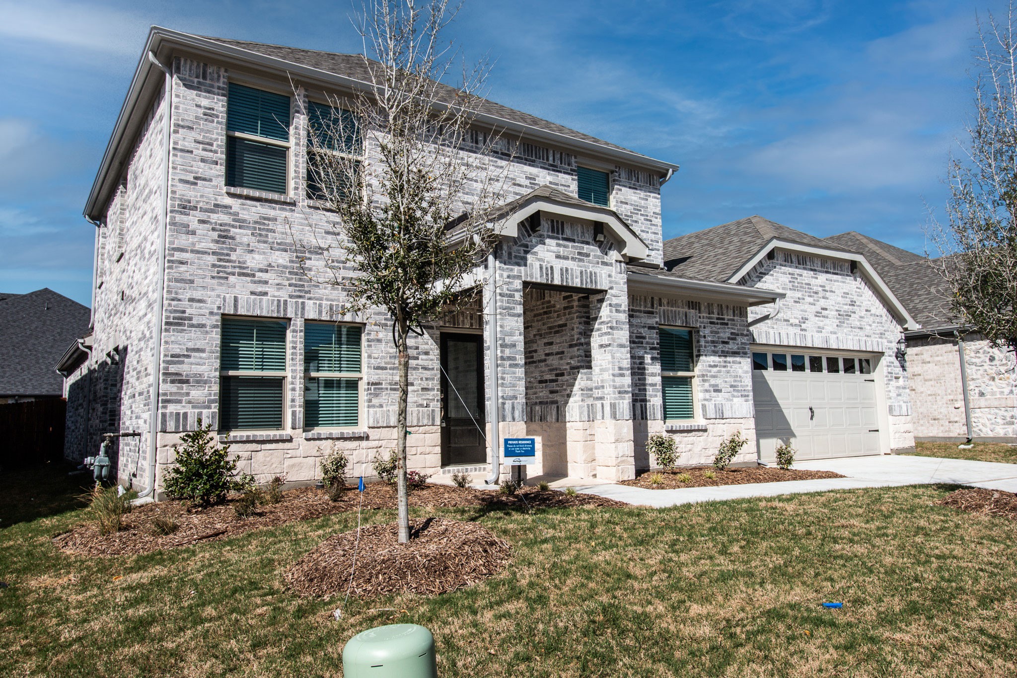 Residential Lease in Melissa 4