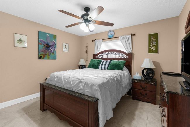 7489 Gates Cir, House other with 3 bedrooms, 2 bathrooms and null parking in SPRING HILL FL | Image 5