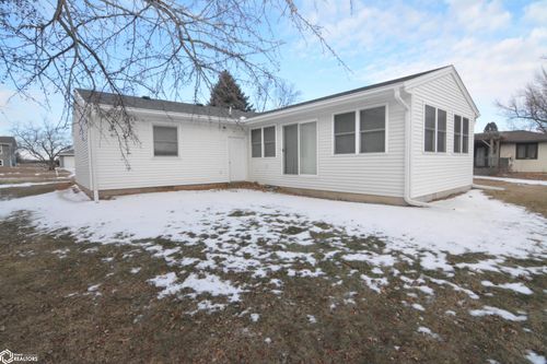 1622 Prairie St, Grinnell, IA, 50112-2634 | Card Image