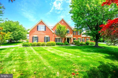 12704 Autumn Crest Dr, Oak Hill, VA, 20171-1936 | Card Image