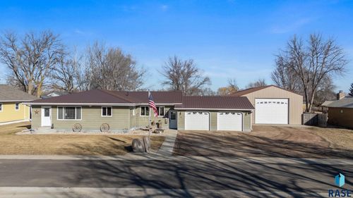 504 E 2nd St Street, Plankinton, SD, 57368 | Card Image