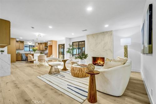 1834 E Sunview Dr, Orange, CA, 92865-1721 | Card Image