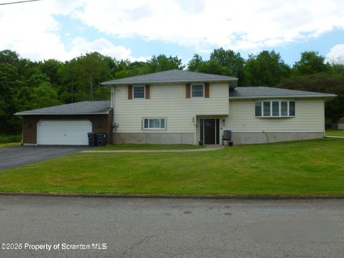 430 Delaware St, Mayfield, PA, 18433-2104 | Card Image