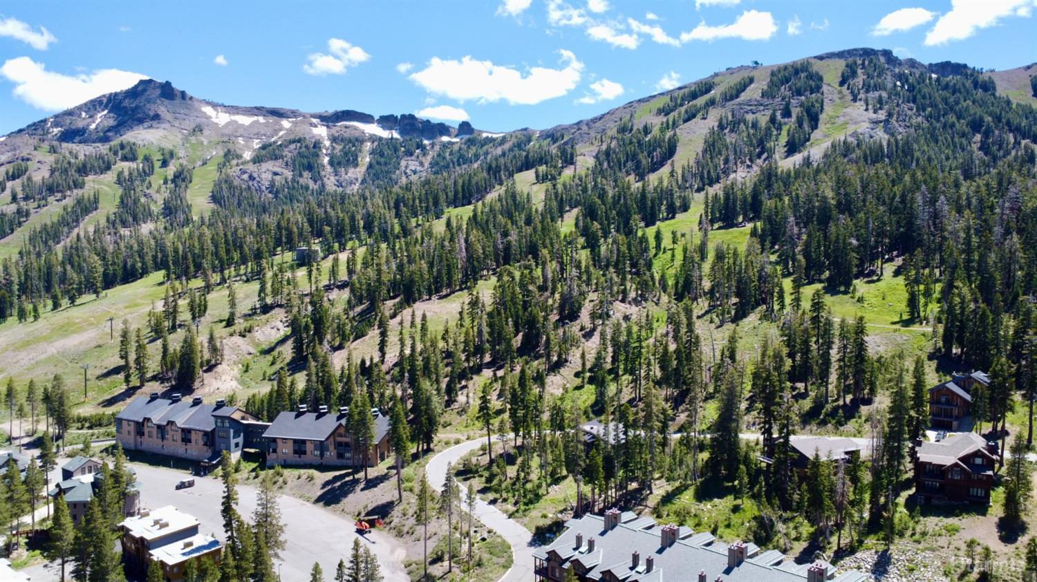 Land in Kirkwood 2