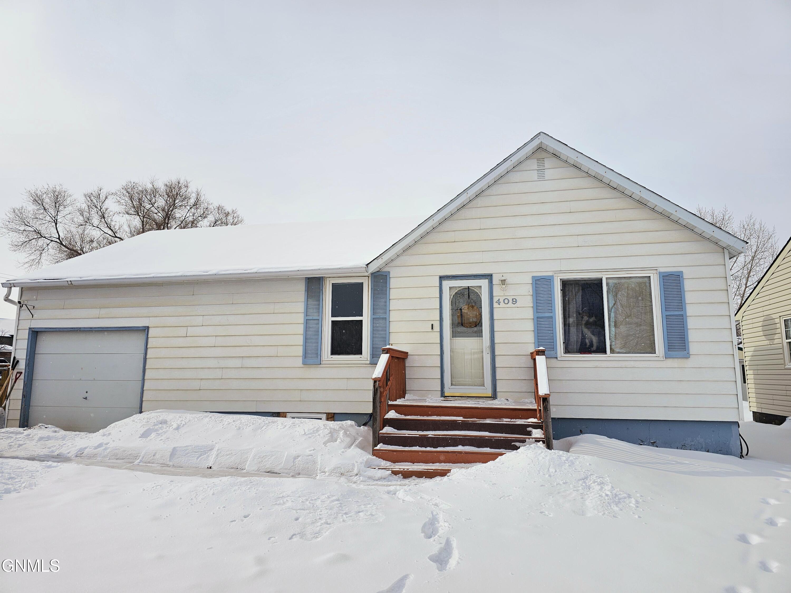 409 3rd Street Ne, For Sale in Watford City - eXp Realty