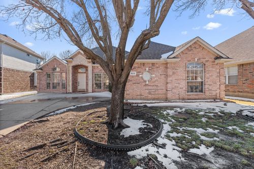 5212 Quail Creek Court, Fort Worth, TX, 76244 | Card Image