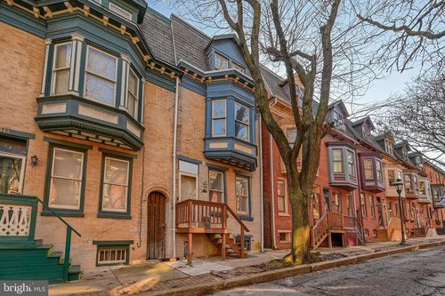 342 E Locust St, YORK, PA, 17403-2312 | Card Image